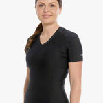 vrouw met houdingsshirt